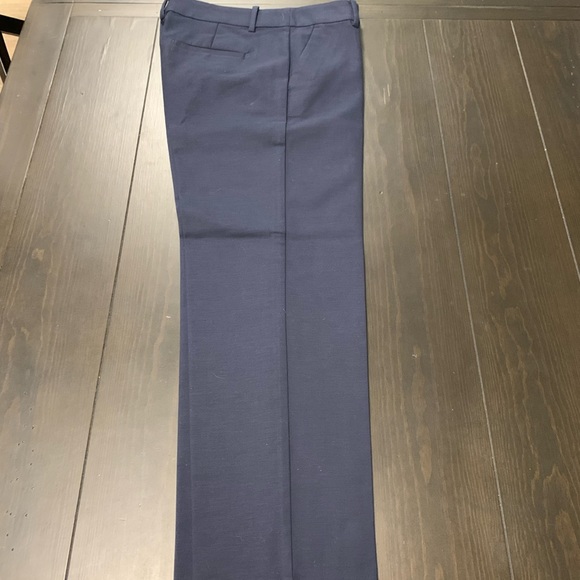 Loft. Size 4. - Picture 2 of 12